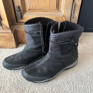 Merrell Black Insulated Footwear Dewbrook